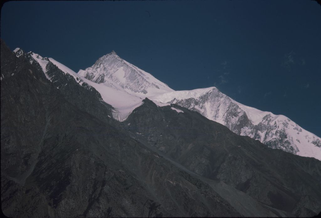 1akarakorum77-slide3