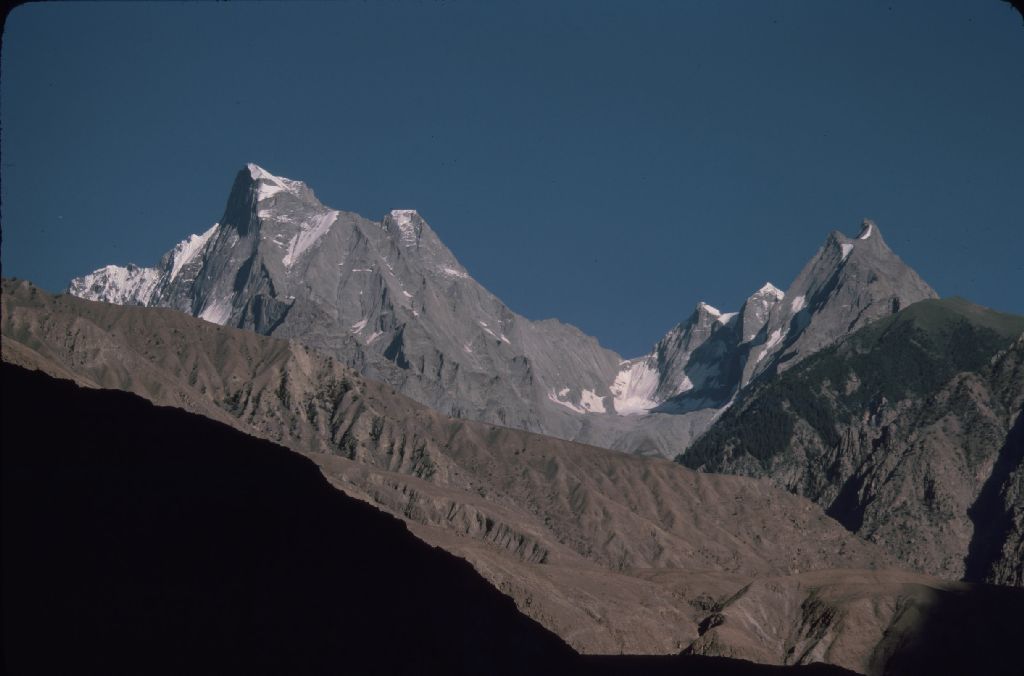 1akarakorum77-slide4