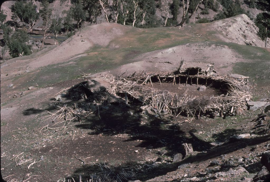 1akarakorum77-slide7