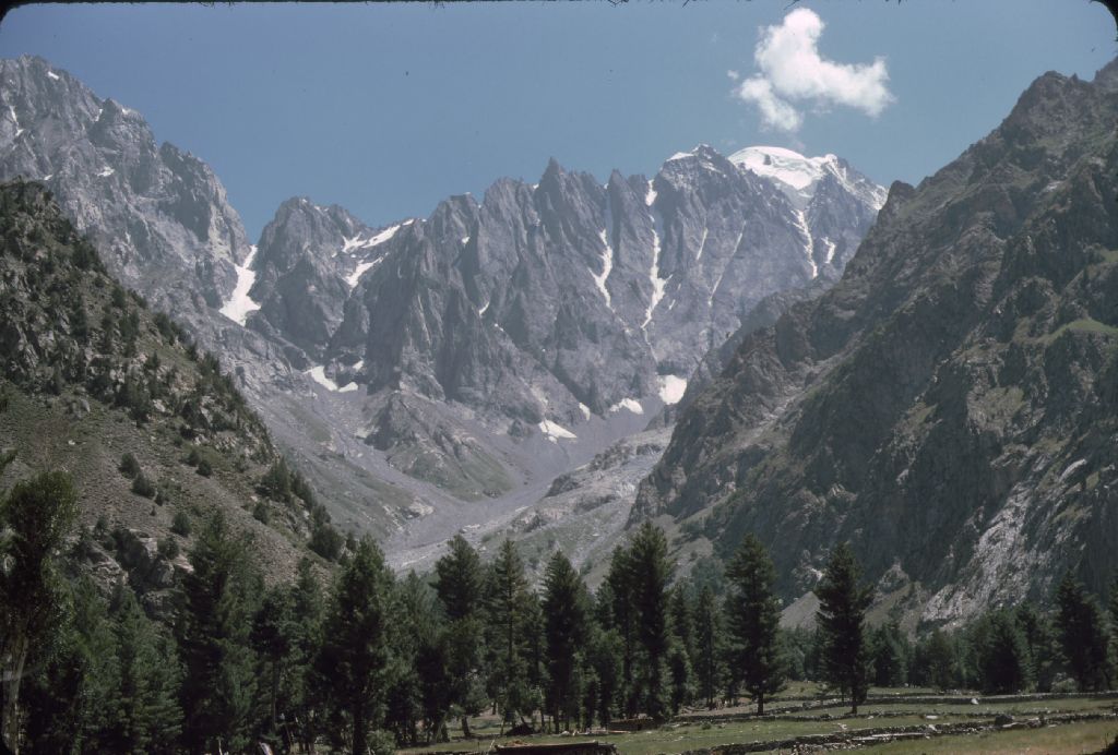 1akarakorum77-slide11