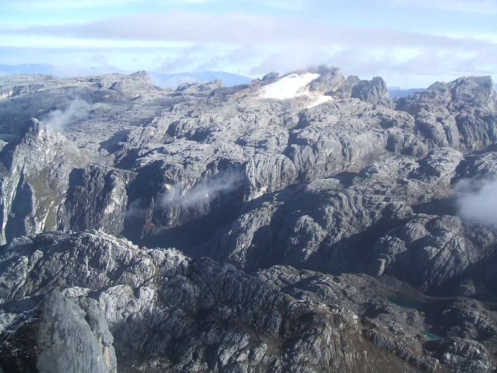 4acarstenszpyramide2007-slide17