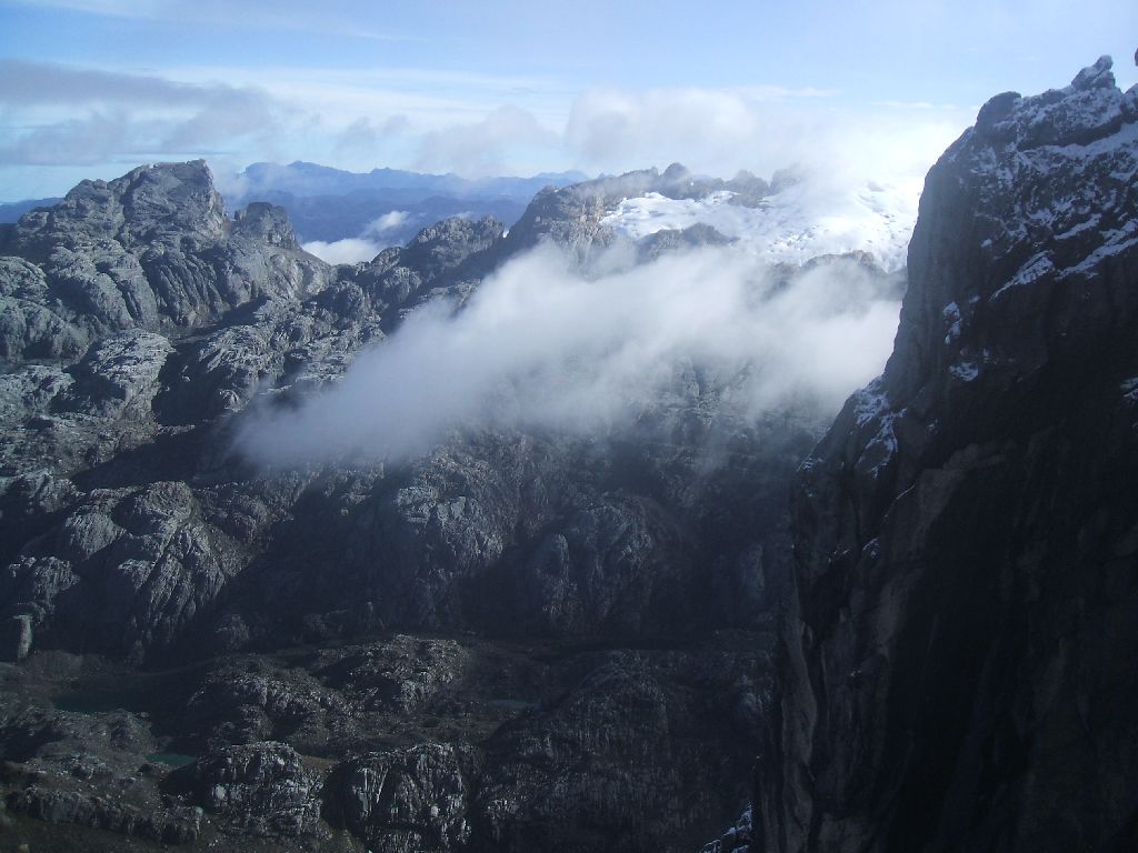 4acarstenszpyramide2007-slide18