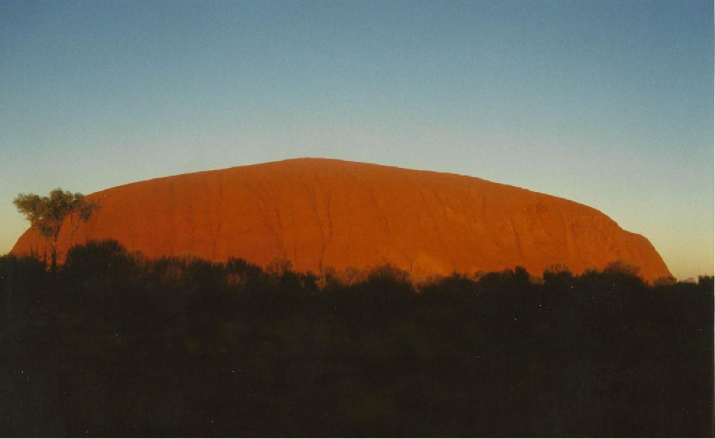 uluru-slide2